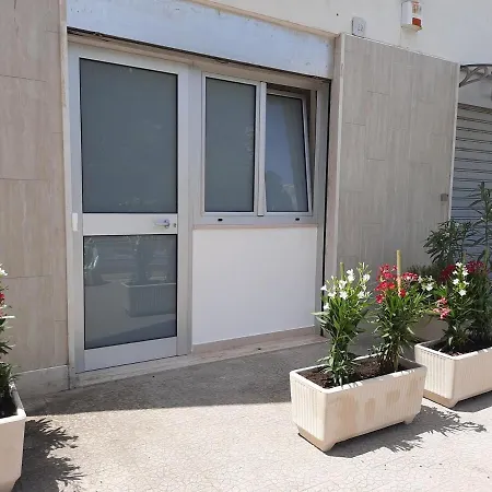 A Casa Di Michele, Bilocale A 2 Minuti Da Pizzomunno Apartment *